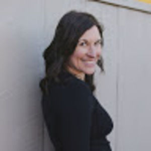 Meet your Posher, Stacy